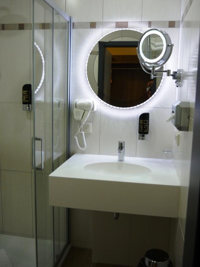 Superior Single Room